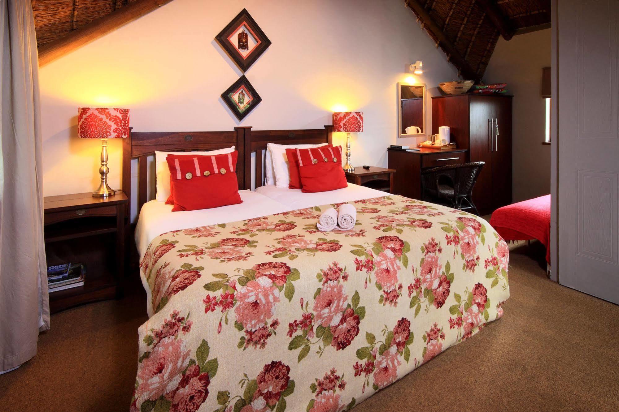 Thatchwood Country Lodge St Francis Bay Exterior foto