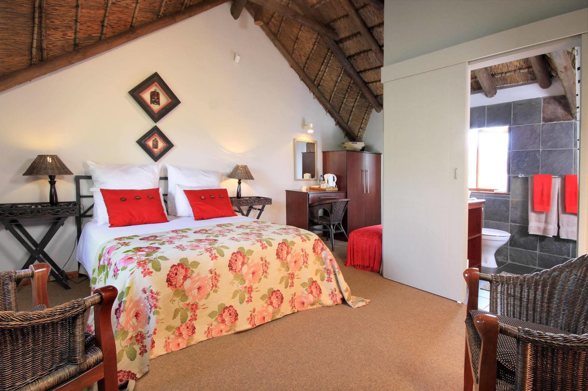 Thatchwood Country Lodge St Francis Bay Exterior foto
